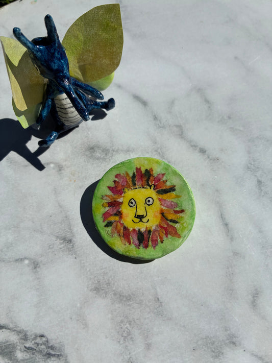 Tsugi Paper Clay Brooch: Green Lion